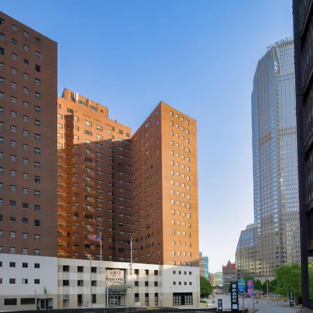 Doubletree By Hilton Hotel & Suites Pittsburgh Downtown