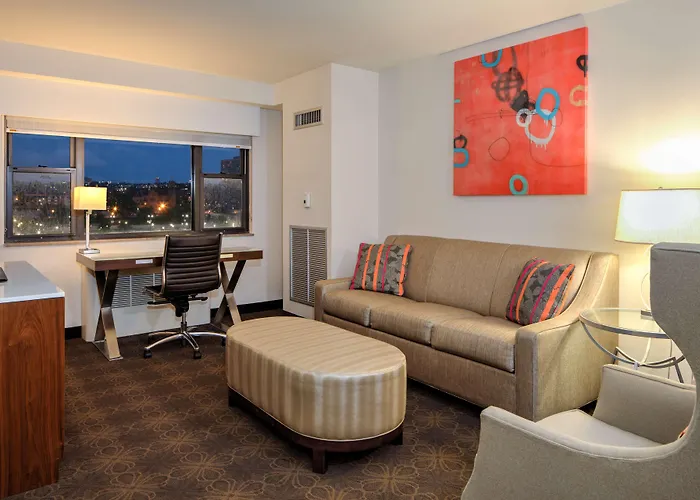 Doubletree By Hilton & Downtown Hotel