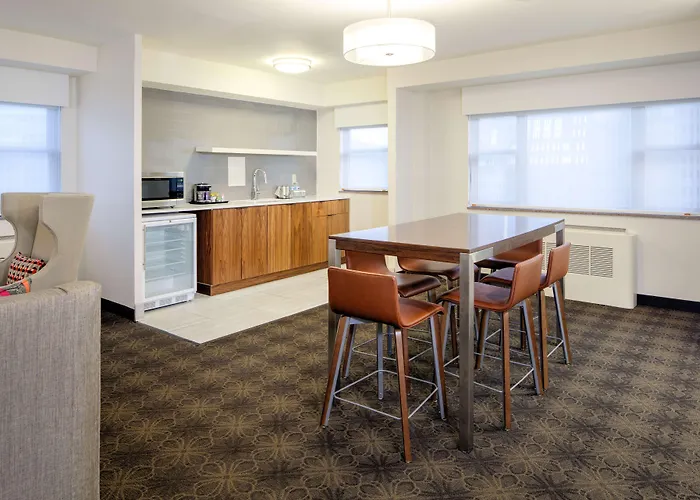 Doubletree By Hilton & Downtown