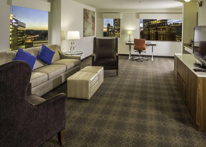 Doubletree By Hilton & Downtown Hotel