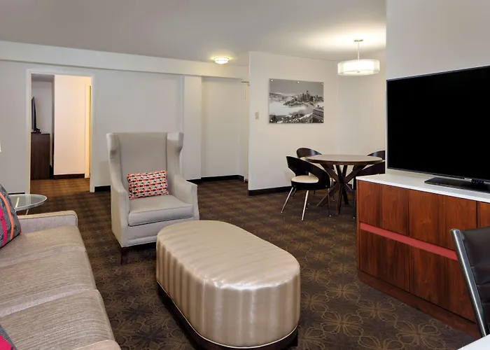 Doubletree By Hilton & Downtown