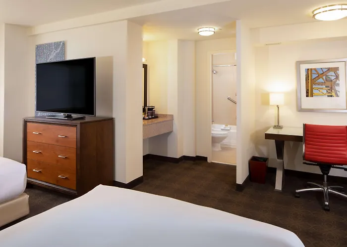 Doubletree By Hilton & Downtown