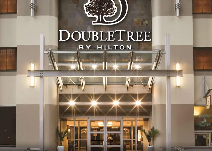 Doubletree By Hilton & Downtown Hotel Pittsburgh