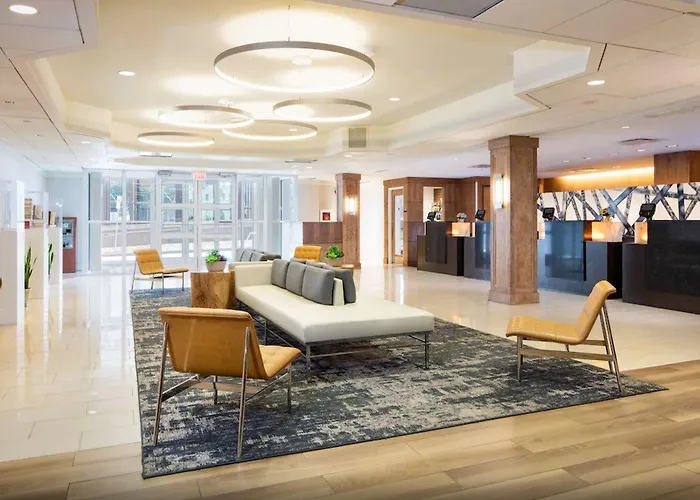 Doubletree By Hilton & Downtown Pittsburgh