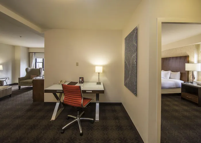 Doubletree By Hilton & Downtown Hotel