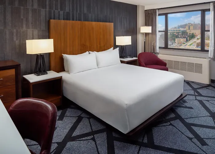 Hotel Doubletree By Hilton & Downtown Pittsburgh