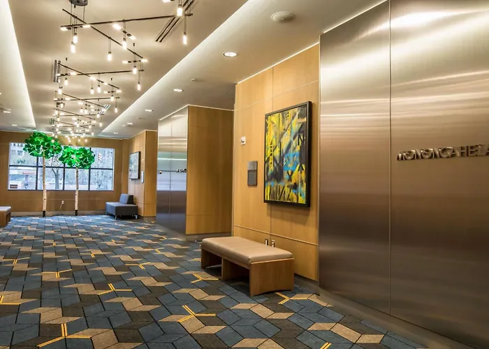 Doubletree By Hilton & Downtown 3*