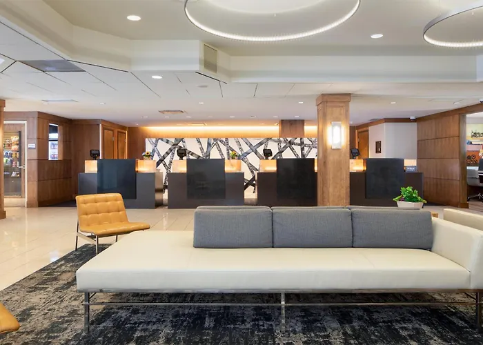 Doubletree By Hilton & Downtown