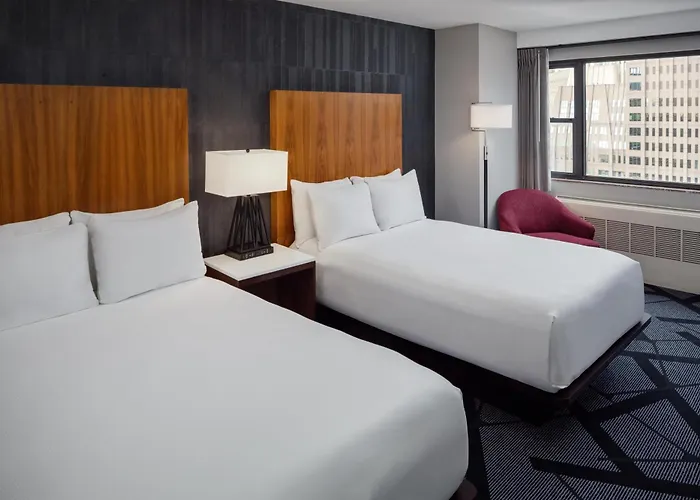 Doubletree By Hilton & Downtown Hotel Pittsburgh