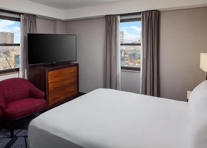 Hotel Doubletree By Hilton & Downtown Pittsburgh