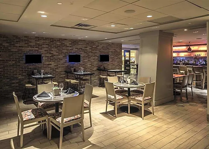 Doubletree By Hilton & Downtown 3* Pittsburgh